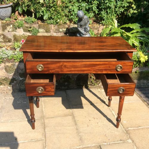 REGENCY DRESSING TABLE - ADDITIONAL PHOTO 5