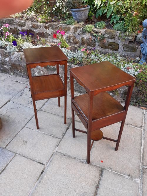 GEORGIAN MAHOGANY BEDSIDE TABLES - ADDITIONAL PHOTO 3