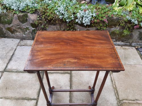 SMALL MAHOGANY LAMP OR OCCASSIONAL TABLE - ADDITIONAL PHOTO 5