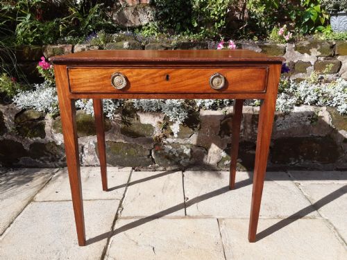 SMALL GEORGIAN MAHOGANY HALL OR SIDE TABLE - ADDITIONAL PHOTO 4