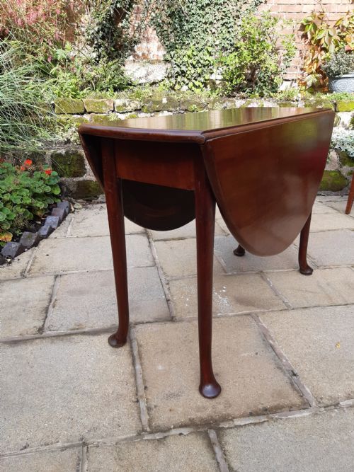 GEORGIAN MAHOGANY DINING TABLE - ADDITIONAL PHOTO 3