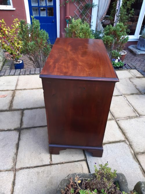 SMALL GEORGIAN MAHOGANY CHEST OF DRAWERS - ADDITIONAL PHOTO 6