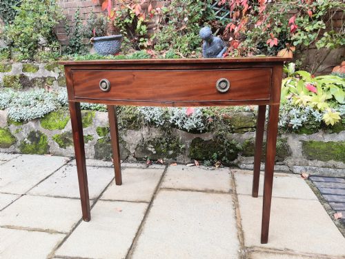 MAHOGANY GEORGIAN BOW FRONT SIDE TABLE - ADDITIONAL PHOTO 6