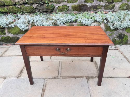 mahogany coffee table - CATEGORY: ANTIQUE TABLES - DATED GEORGIAN