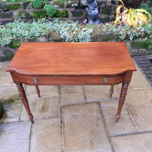 EARLY 19TH CENTURY MAHOGANY DRESSING OR SIDE TABLE - ADDITIONAL PHOTO 4