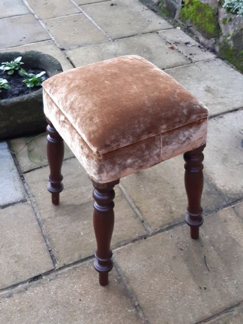 VICTORIAN MAHOGANY STOOL FOR DRESSING TABLE - ADDITIONAL PHOTO 1