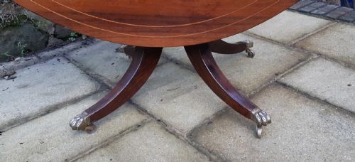 REGENCY ROSEWOOD CIRCULAR TABLE - ADDITIONAL PHOTO 3
