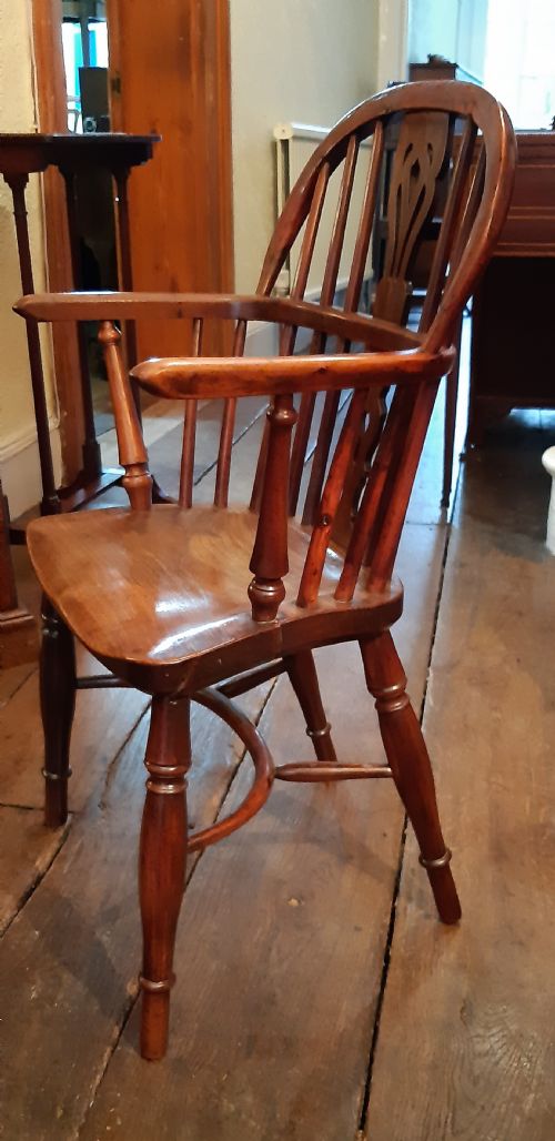 YEW WOOD CHILD'S CHAIR - ADDITIONAL PHOTO 1