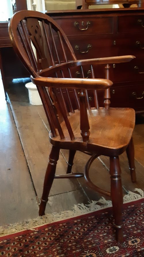 YEW WOOD CHILD'S CHAIR - ADDITIONAL PHOTO 4