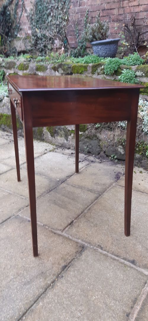 GEORGIAN MAHOGANY SIDE TABLE - ADDITIONAL PHOTO 3