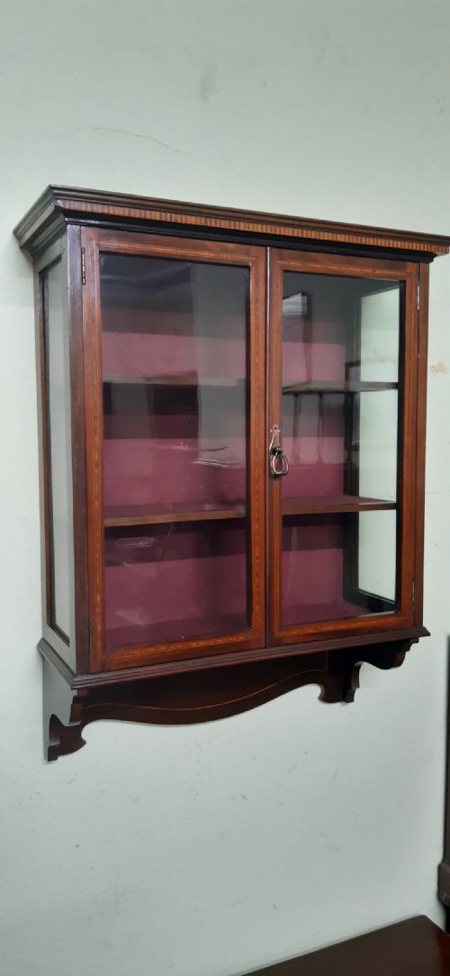 edwardian wall hanging display cabinet - CATEGORY: ANTIQUE CABINETS - DATED EDWARDIAN