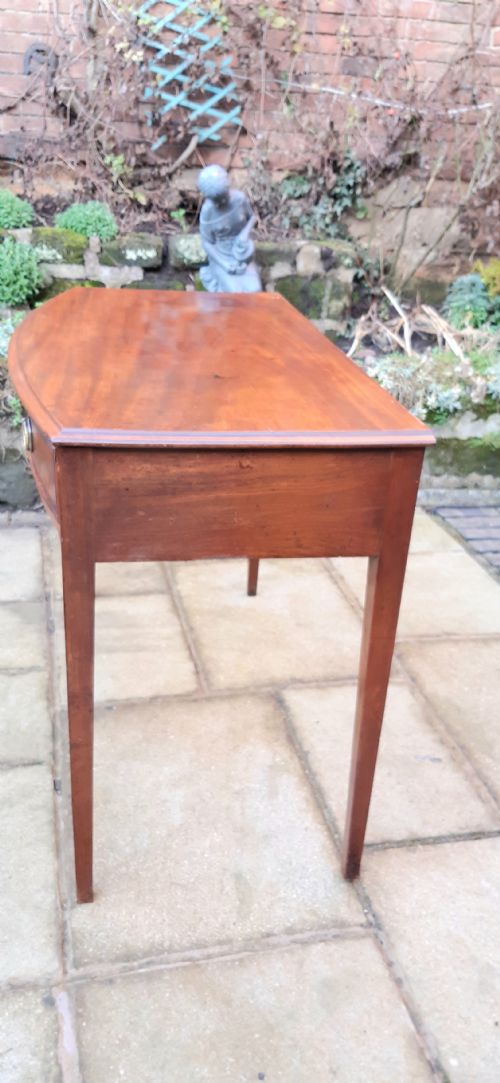 SUPERB BOW FRONTED GEORGIAN WRITING OR SIDE TABLE - ADDITIONAL PHOTO 4