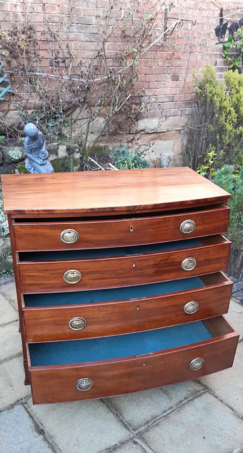 SUPER SMALL REGENCY MAHOGANY BOW FRONT CHEST OF DRAWERS - ADDITIONAL PHOTO 5