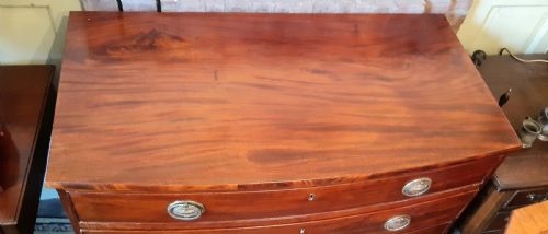 SUPER SMALL REGENCY MAHOGANY BOW FRONT CHEST OF DRAWERS - ADDITIONAL PHOTO 7
