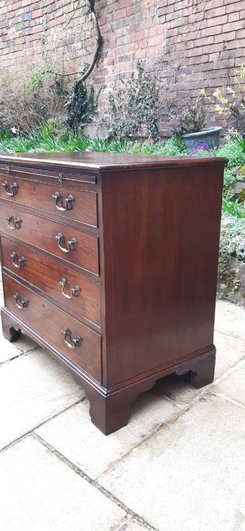 SUPERB CHIPPENDALE PERIOD MAHOGANY CHEST OF DRAWERS - ADDITIONAL PHOTO 6