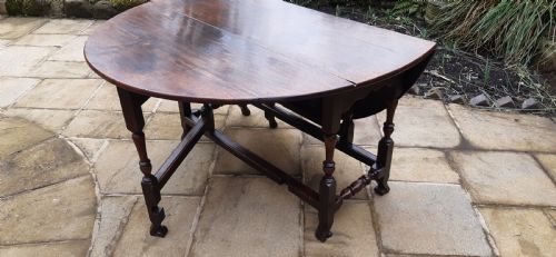 SUPER LATE 17TH C OAK DINING TABLE - ADDITIONAL PHOTO 5