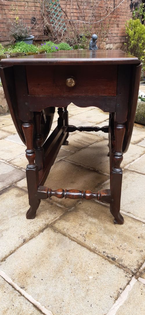 SUPER LATE 17TH C OAK DINING TABLE - ADDITIONAL PHOTO 6