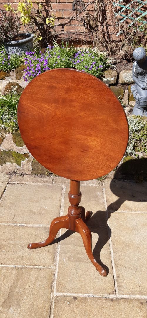 SUPER SMALL GEORGIAN MAHOGANY TRIPOD TABLE - ADDITIONAL PHOTO 1