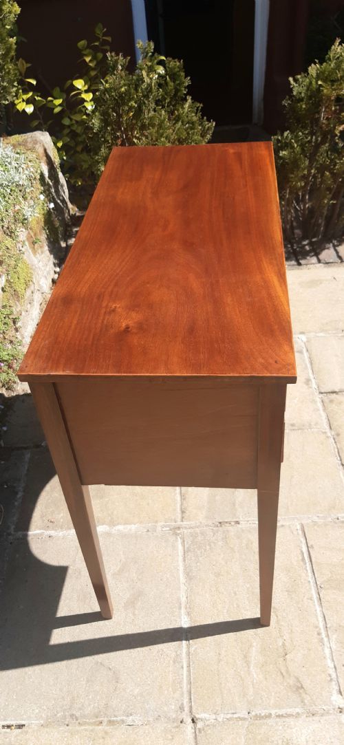 GEORGIAN MAHOGANY DRESSING TABLE - ADDITIONAL PHOTO 4