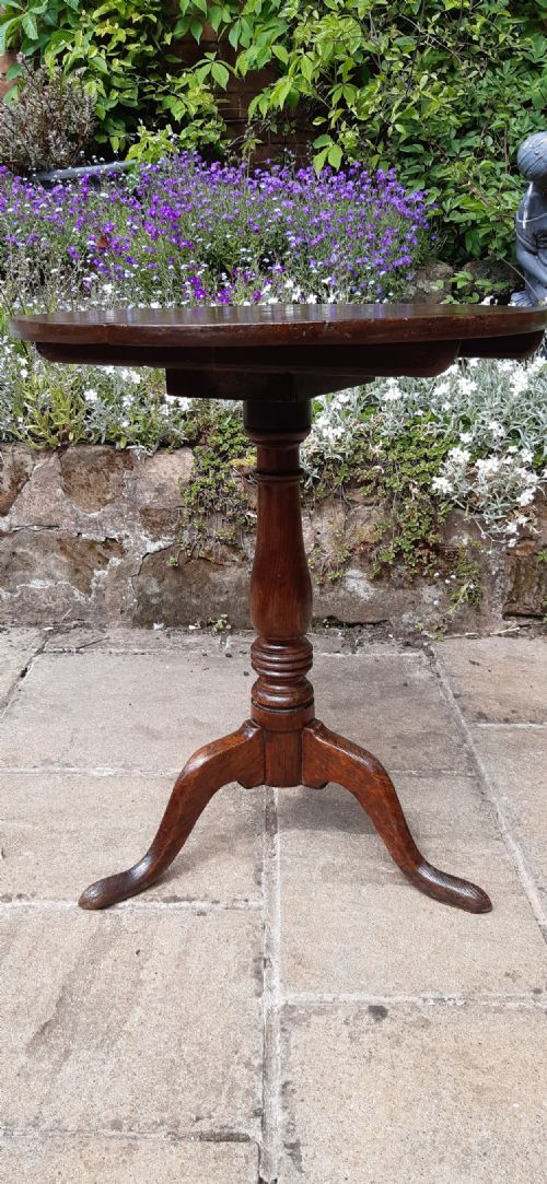 GEORGIAN OAK WINE TRIPOD TABLE - ADDITIONAL PHOTO 2