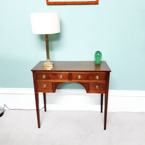 GEORGIAN MAHOGANY DRESSING TABLE - ADDITIONAL PHOTO 1