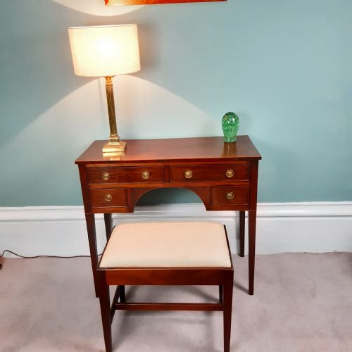 GEORGIAN MAHOGANY DRESSING TABLE - ADDITIONAL PHOTO 10