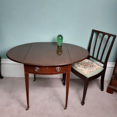 SUPER GEORGIAN 18TH C OVAL PEMBROKE TABLE - ADDITIONAL PHOTO 2