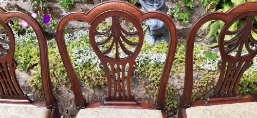 FOUR GEORGIAN MAHOGANY DINING CHAIRS - ADDITIONAL PHOTO 2
