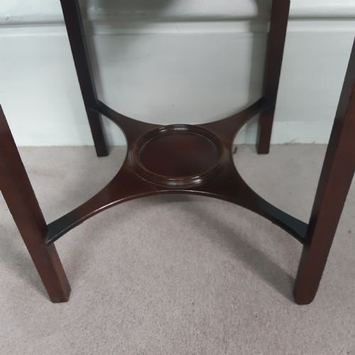 GEORGIAN MAHOGANY BEDSIDE TABLE - ADDITIONAL PHOTO 4
