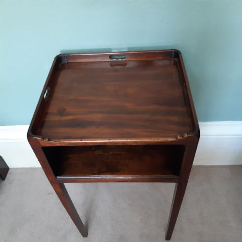 GEORGIAN MAHOGANY BEDSIDE TABLE - ADDITIONAL PHOTO 5