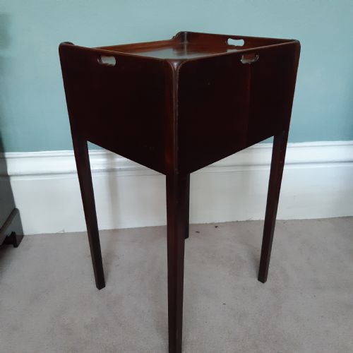 GEORGIAN MAHOGANY BEDSIDE TABLE - ADDITIONAL PHOTO 11