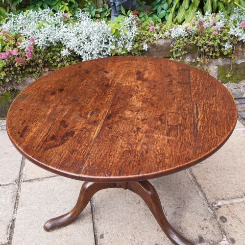 OAK COFFEE TABLE - ADDITIONAL PHOTO 2