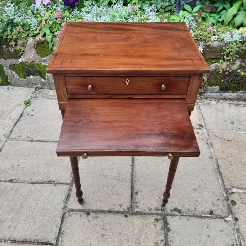 ELEGANT REGENCY MAHOGANY LAMP SIDE TABLE - ADDITIONAL PHOTO 5