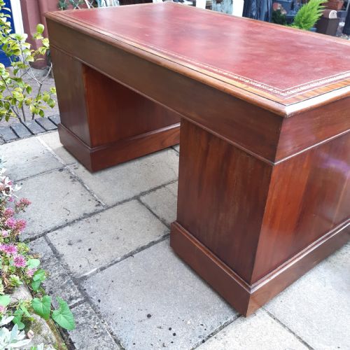 LARGE MAHOGANY PEDESTAL DESK VICTORIAN - ADDITIONAL PHOTO 6