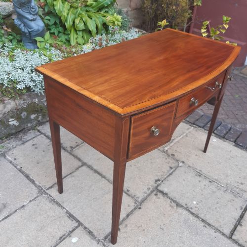 GEORGIAN MAHOGANY DRESSING TABLE - ADDITIONAL PHOTO 1