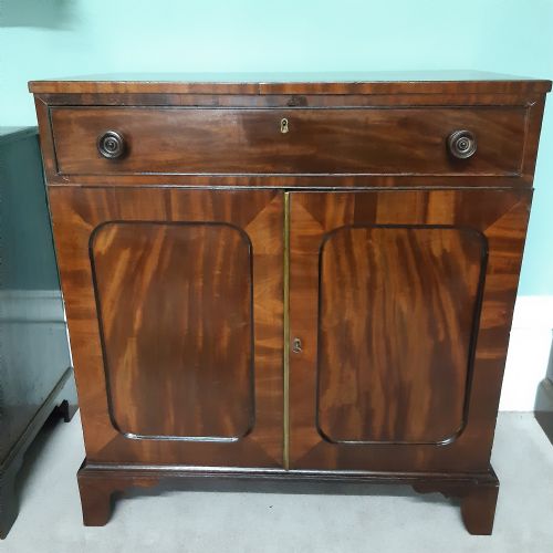 regency side cabinet chiffonier - CATEGORY: ANTIQUE SIDEBOARDS - DATED REGENCY