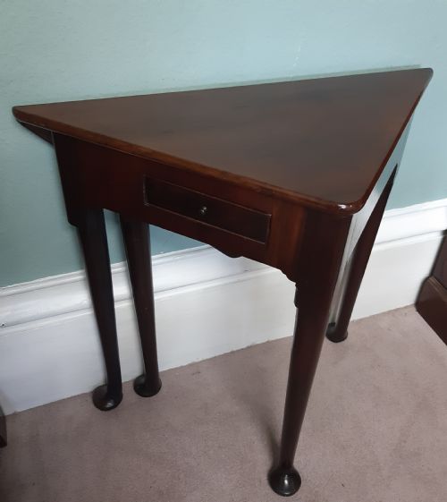 A RARE SMALL GEORGIAN ENVELOPE TABLE - ADDITIONAL PHOTO 3