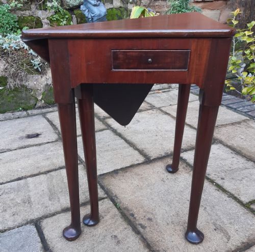 A RARE SMALL GEORGIAN ENVELOPE TABLE - ADDITIONAL PHOTO 5