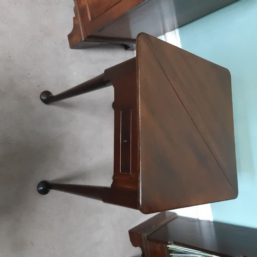 A RARE SMALL GEORGIAN ENVELOPE TABLE - ADDITIONAL PHOTO 1