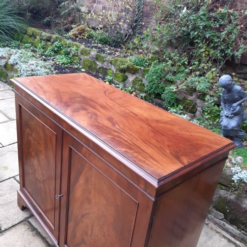 GEORGIAN MAHOGANY SIDE CABINET - ADDITIONAL PHOTO 8
