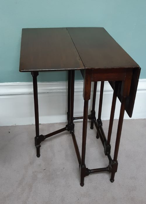 SMALL SPIDER LEG TABLE - ADDITIONAL PHOTO 2