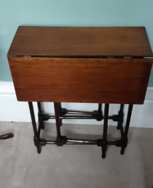 SMALL SPIDER LEG TABLE - ADDITIONAL PHOTO 6