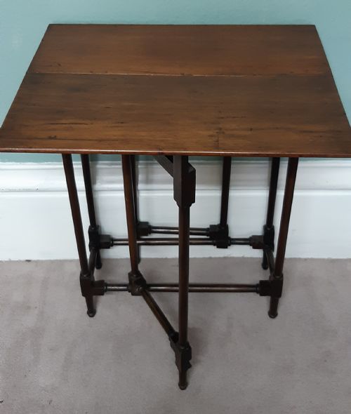 SMALL SPIDER LEG TABLE - ADDITIONAL PHOTO 7