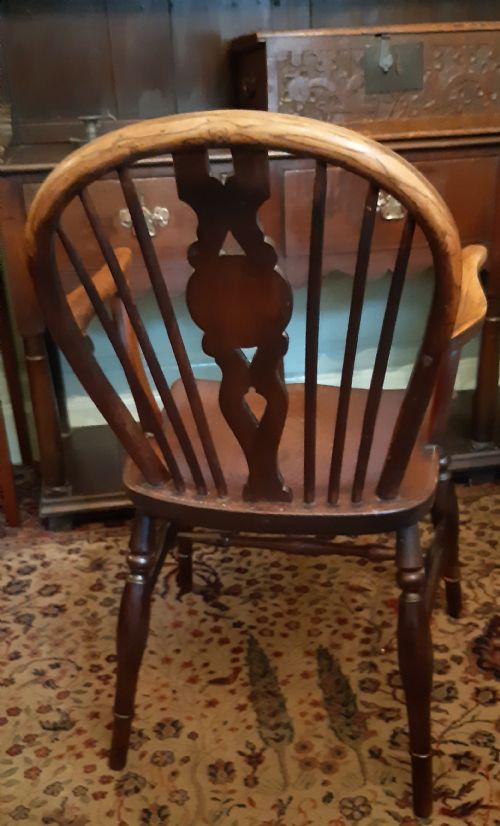 WHEEL BACK WINDSOR ARMCHAIR - ADDITIONAL PHOTO 2