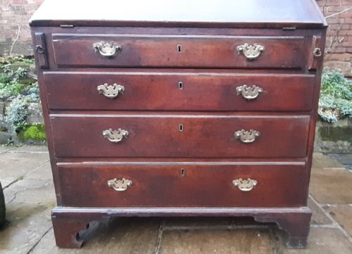 GEORGIAN OAK BUREAU - ADDITIONAL PHOTO 1