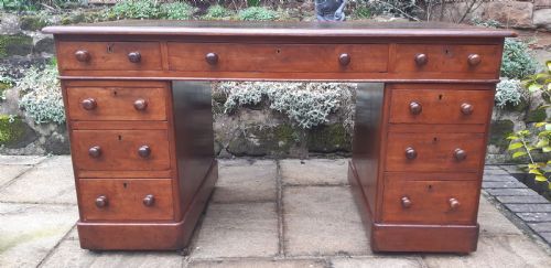MAHOGANY PEDESTAL DESK - ADDITIONAL PHOTO 4