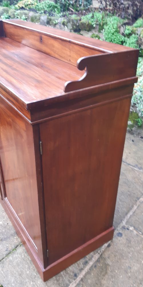 PRETTY MAHOGANY GEORGIAN SIDE CABINET - ADDITIONAL PHOTO 5