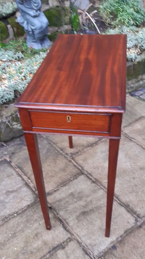 18TH CENTURY RARE HALL SIDE TABLE - ADDITIONAL PHOTO 3