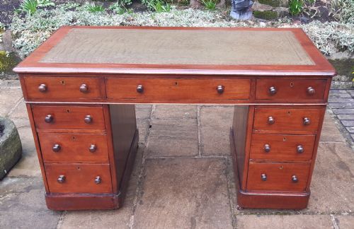 victorian pedestal desk - CATEGORY: ANTIQUE DESKS - DATED VICTORIAN