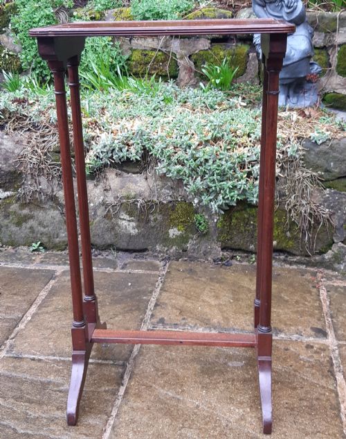 SMALL REGENCY OCCASIONAL TABLE - ADDITIONAL PHOTO 2